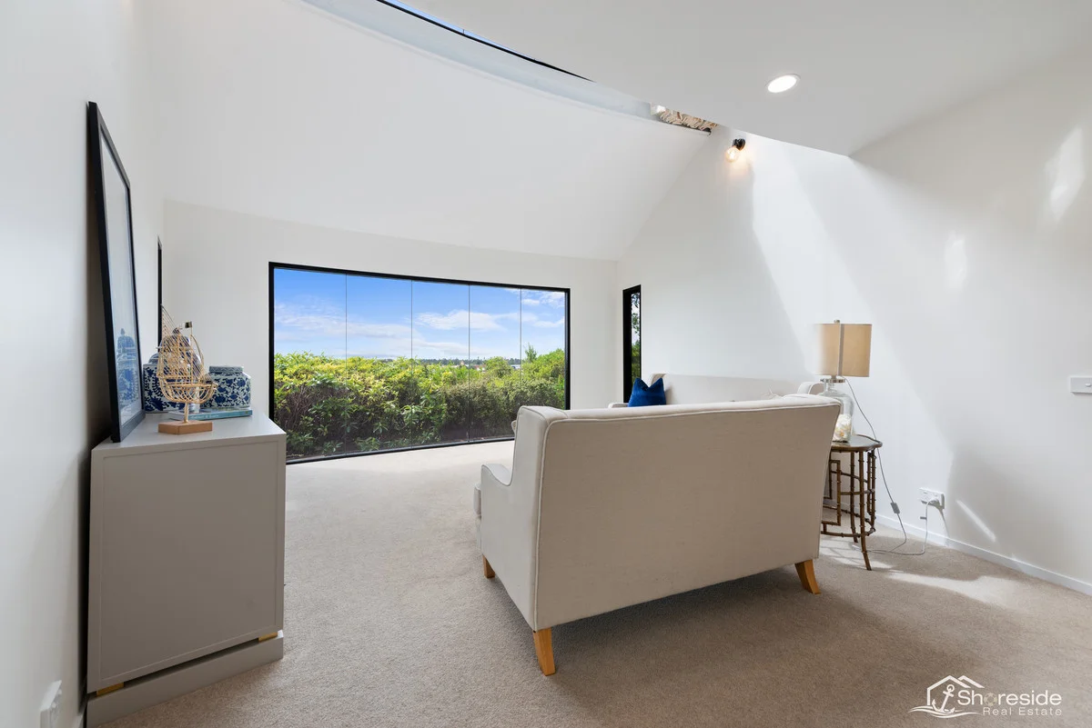 Additional image 12 of 4A Wattlebird Close, Lakes Entrance VIC 3909