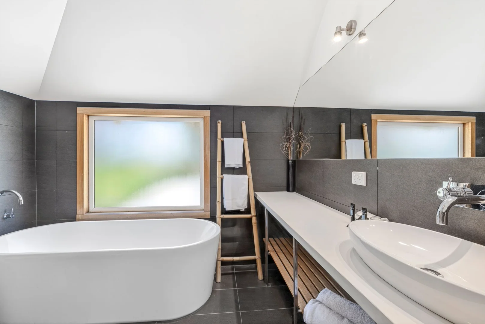 Additional image 14 of 2/1-3 Geelong Road, Barwon Heads VIC 3227