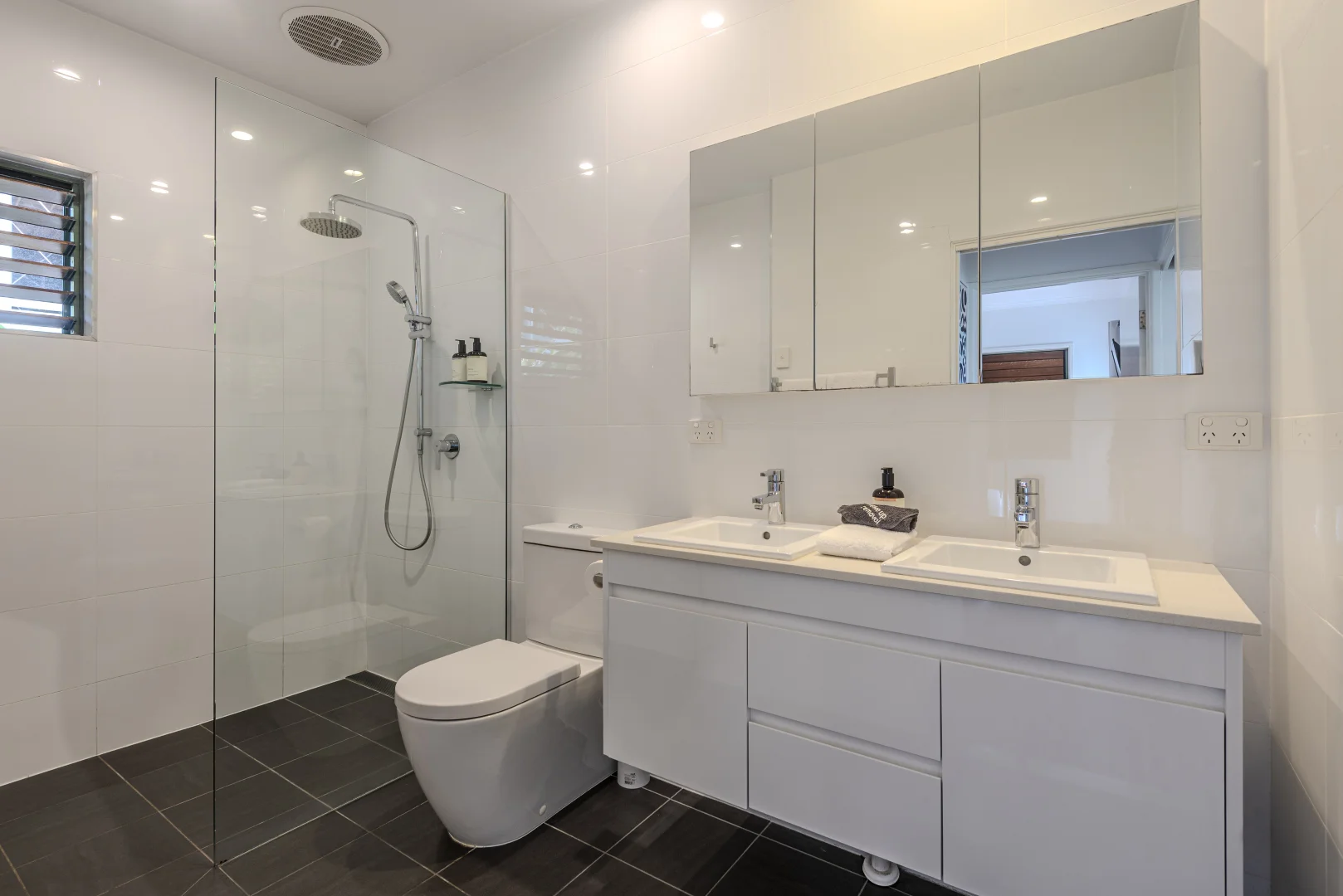 Additional image 15 of Casuarina Cove 17/1 Acacia Drive, Hamilton Island QLD 4803