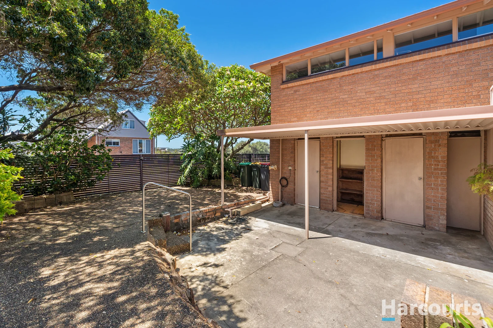 Additional image 35 of 19 The Esplanade, Caves Beach NSW 2281