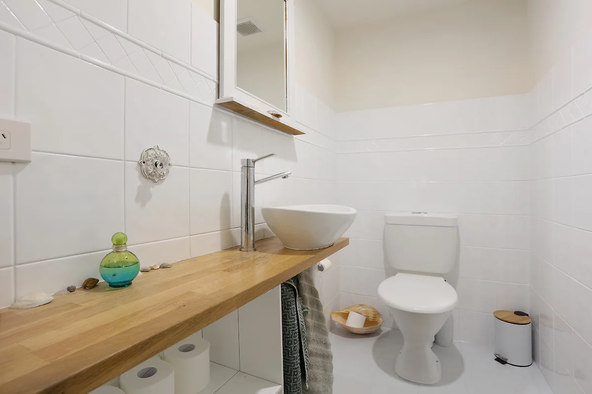 Additional image 13 of E39/1 GREAT HALL DRIVE, Miami QLD 4220