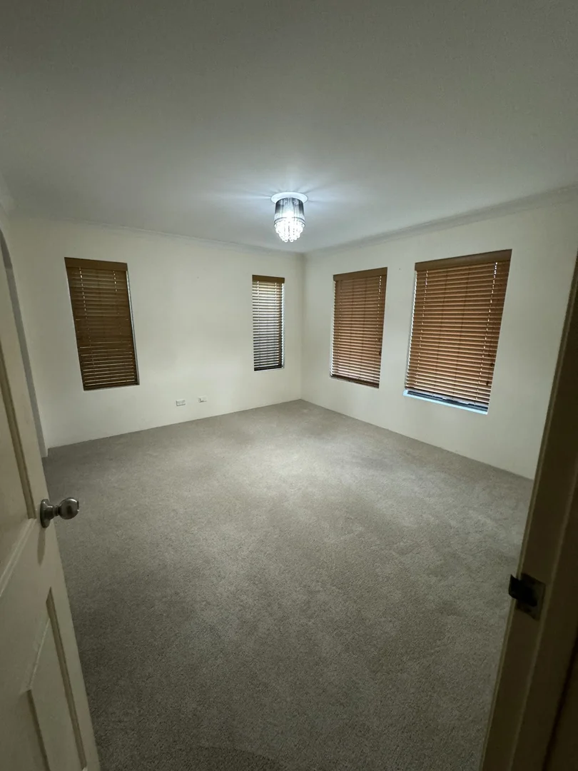 Additional image 3 of 3 Koolinda Close, South Lake WA 6164