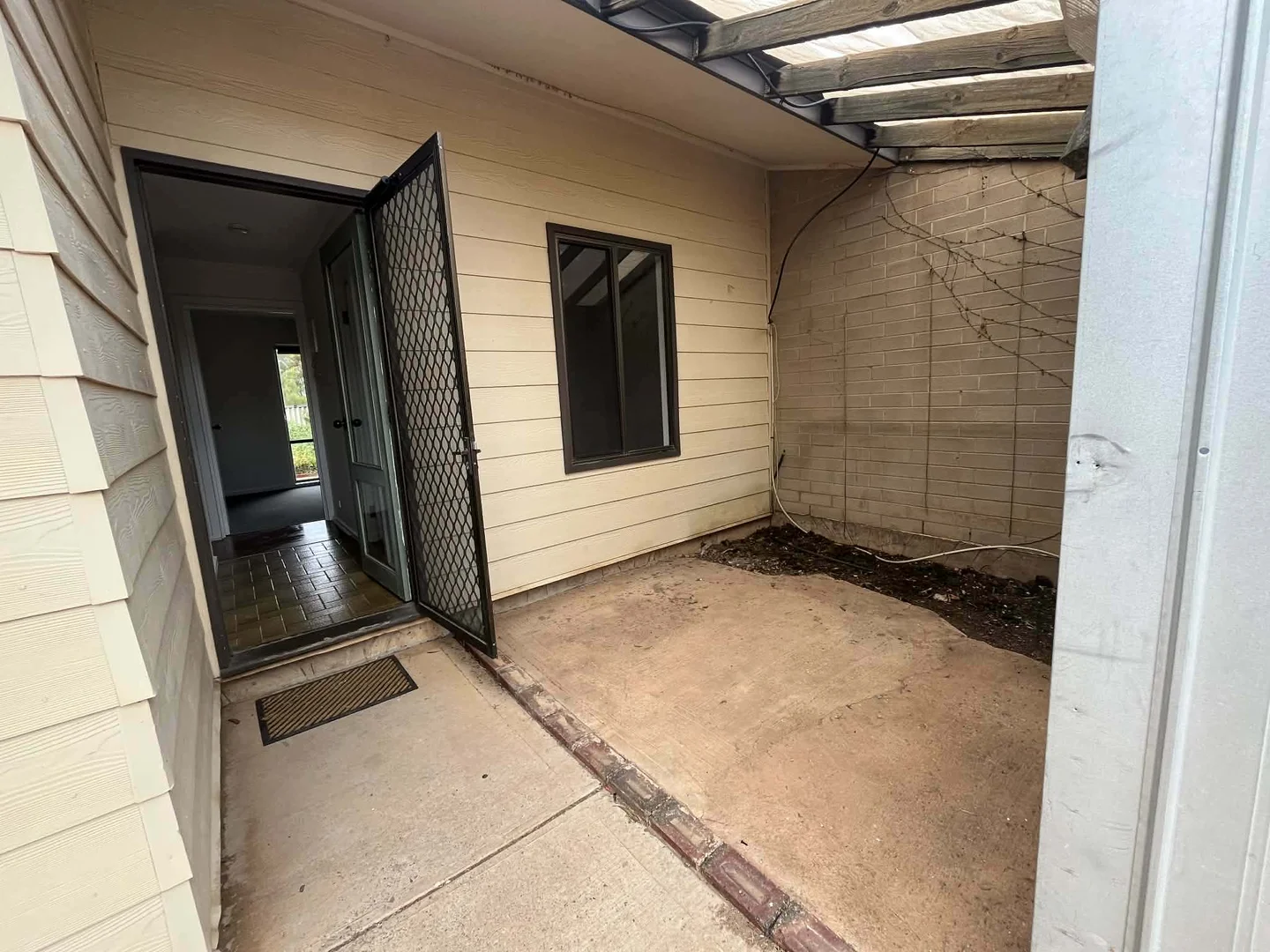 Additional image 5 of 8/25 Black Oak Drive, Leigh Creek SA 5731