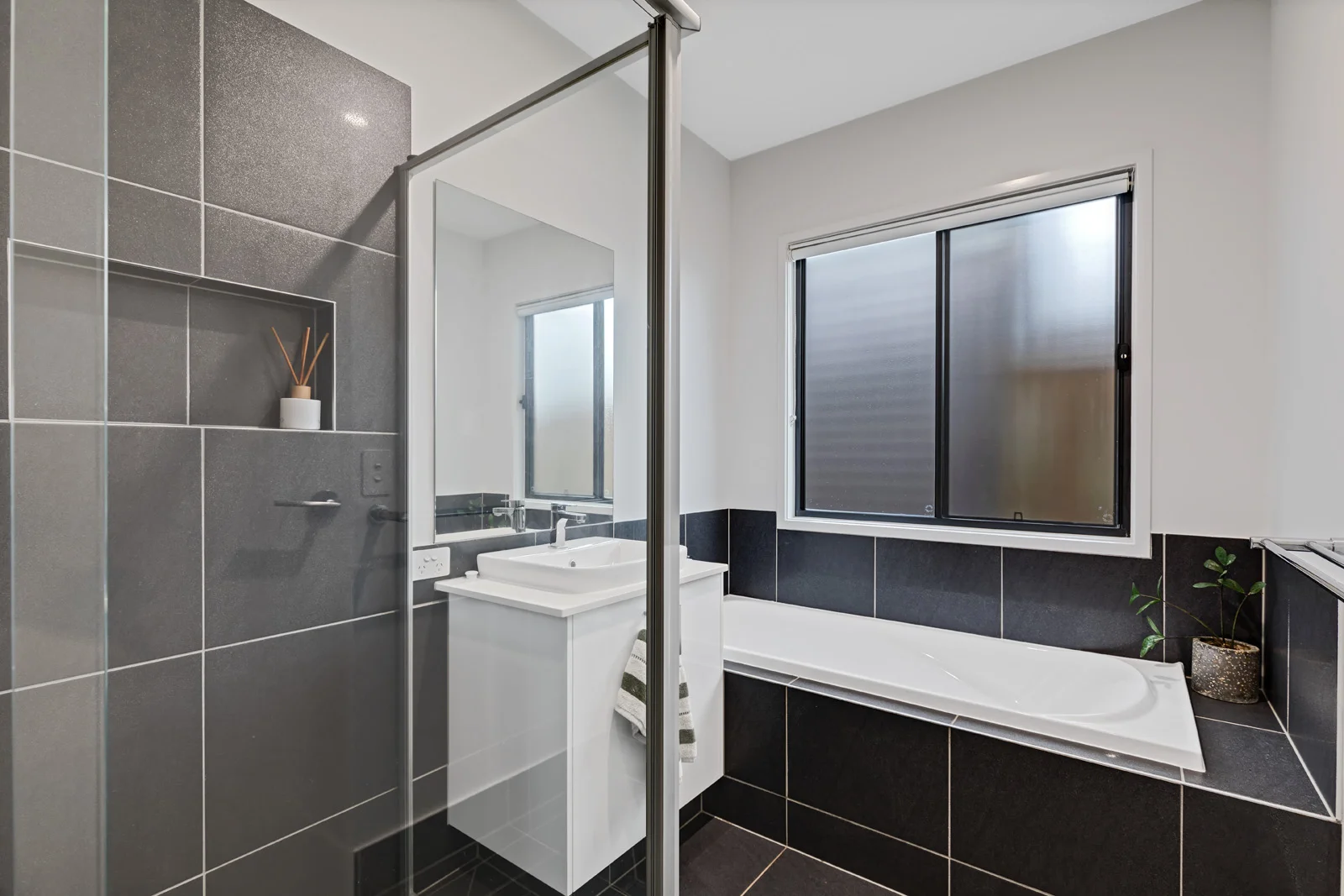 Additional image 8 of 11 Mingle Street, Palmview QLD 4553