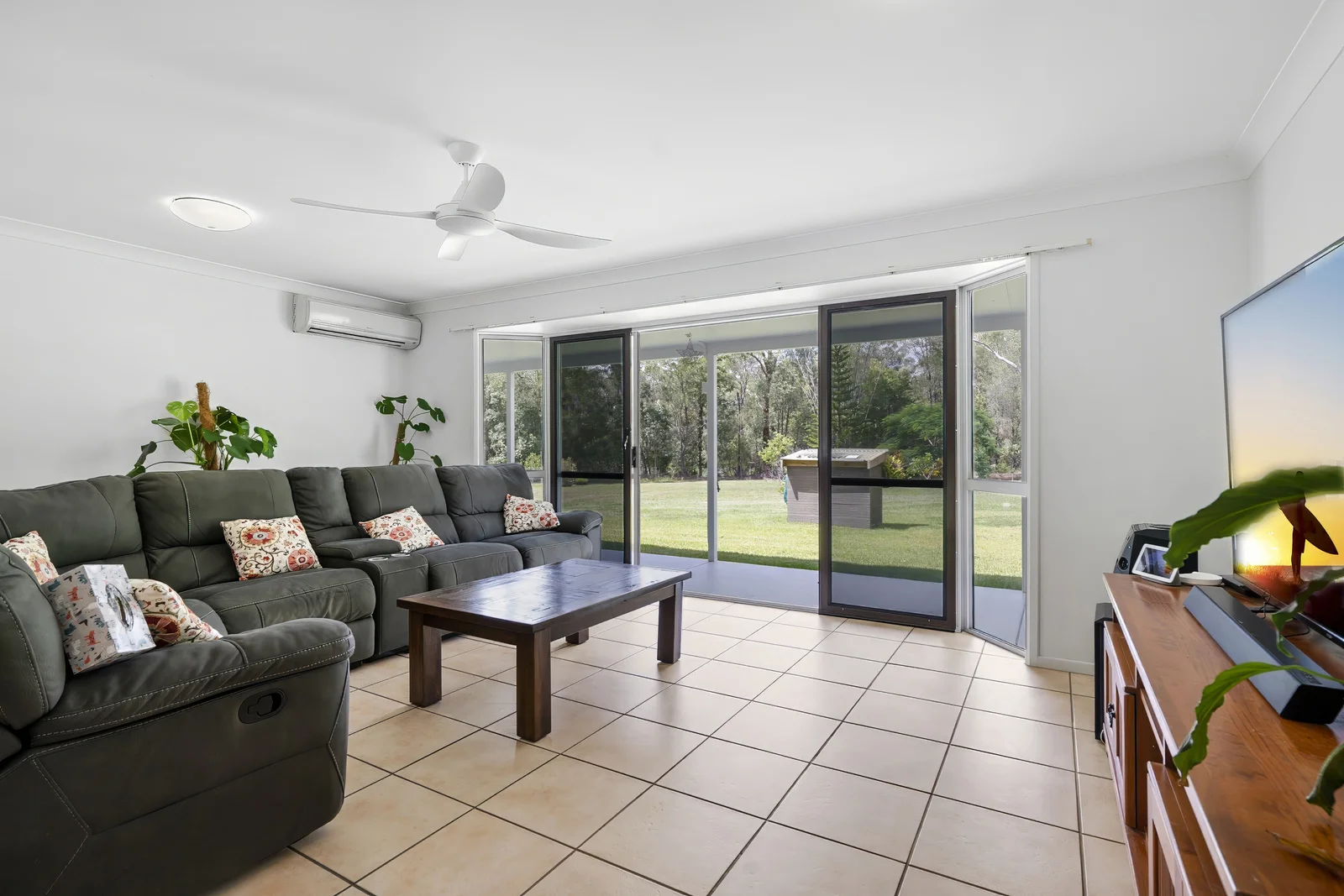 Additional image 7 of 678 McKinnon Drive, Cooroibah QLD 4565