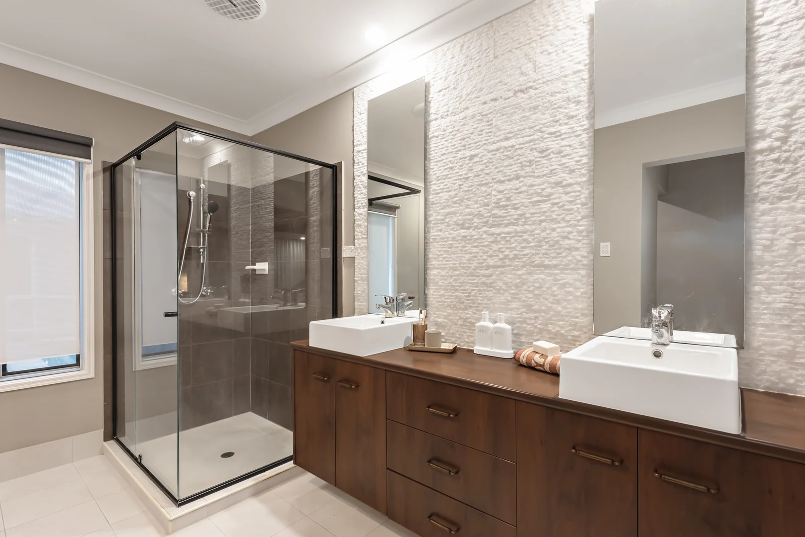 Additional image 21 of 7 Stormvogel Court, Coomera Waters QLD 4209