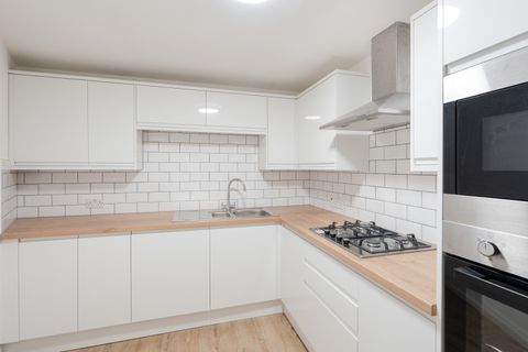 Folly Bridge Court, Shirelake Close, Oxford OX1