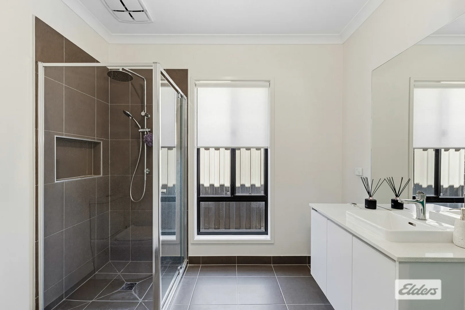 Additional image 8 of 2 McLean Court, Elmore VIC 3558