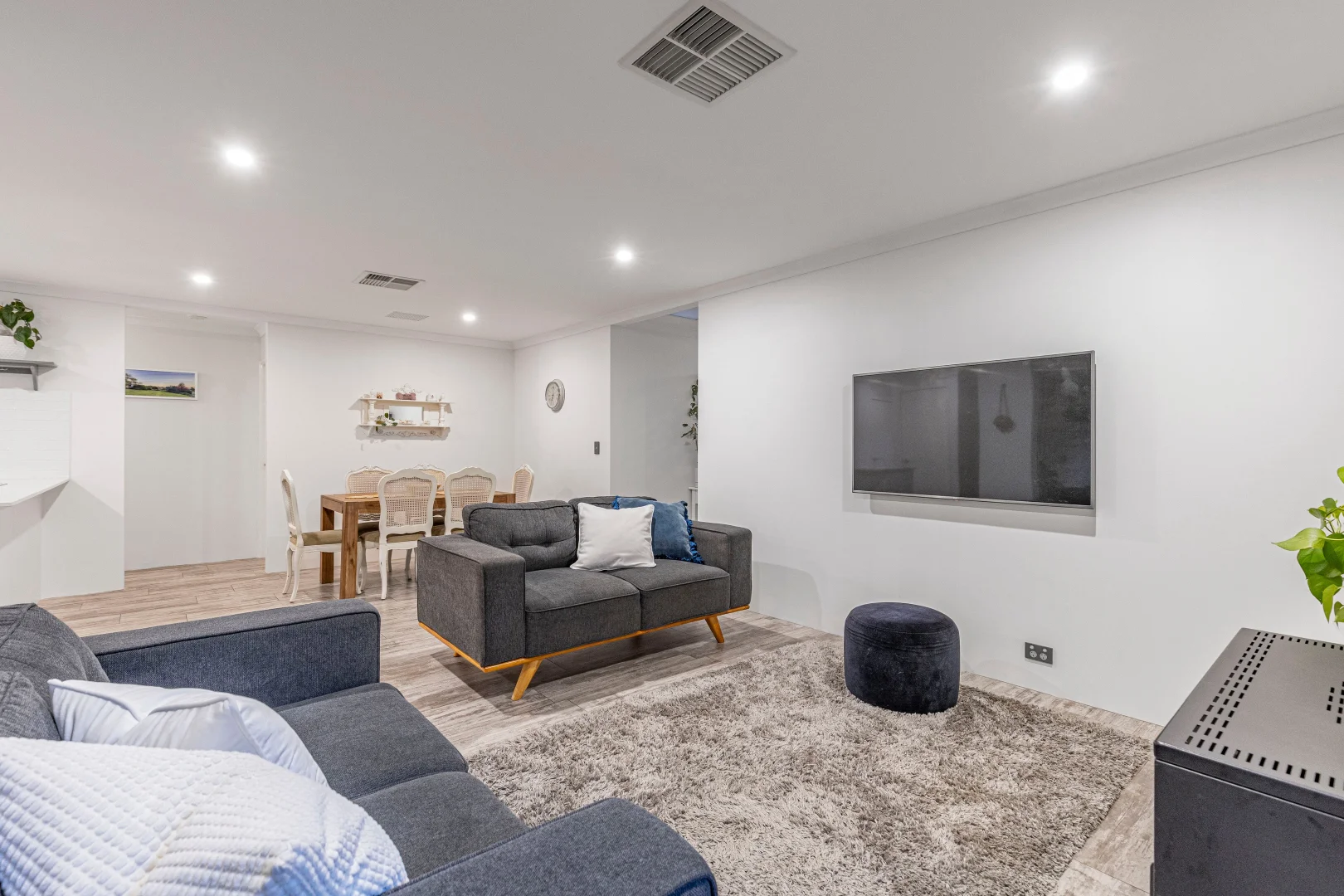 Additional image 16 of 400 Woollcott Avenue, Brabham WA 6055