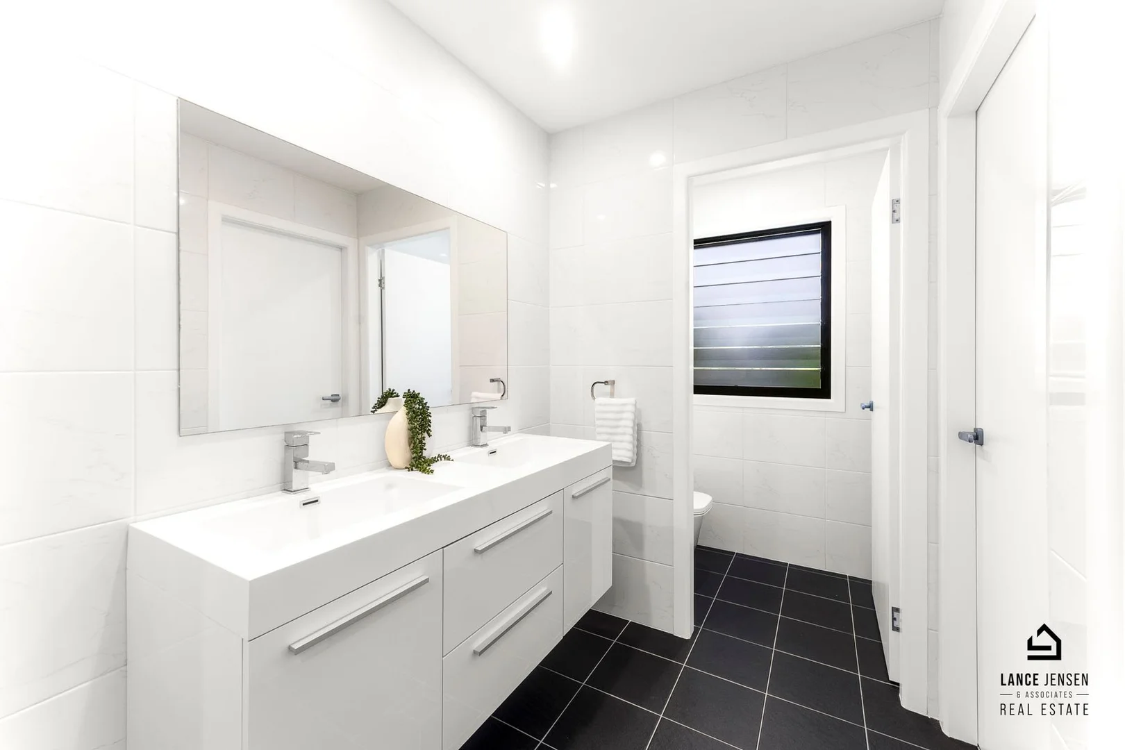 Additional image 11 of 8 Seagrass Row, Murrays Beach NSW 2281