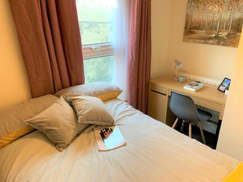 St Marys Road, Southampton SO14, Room to rent