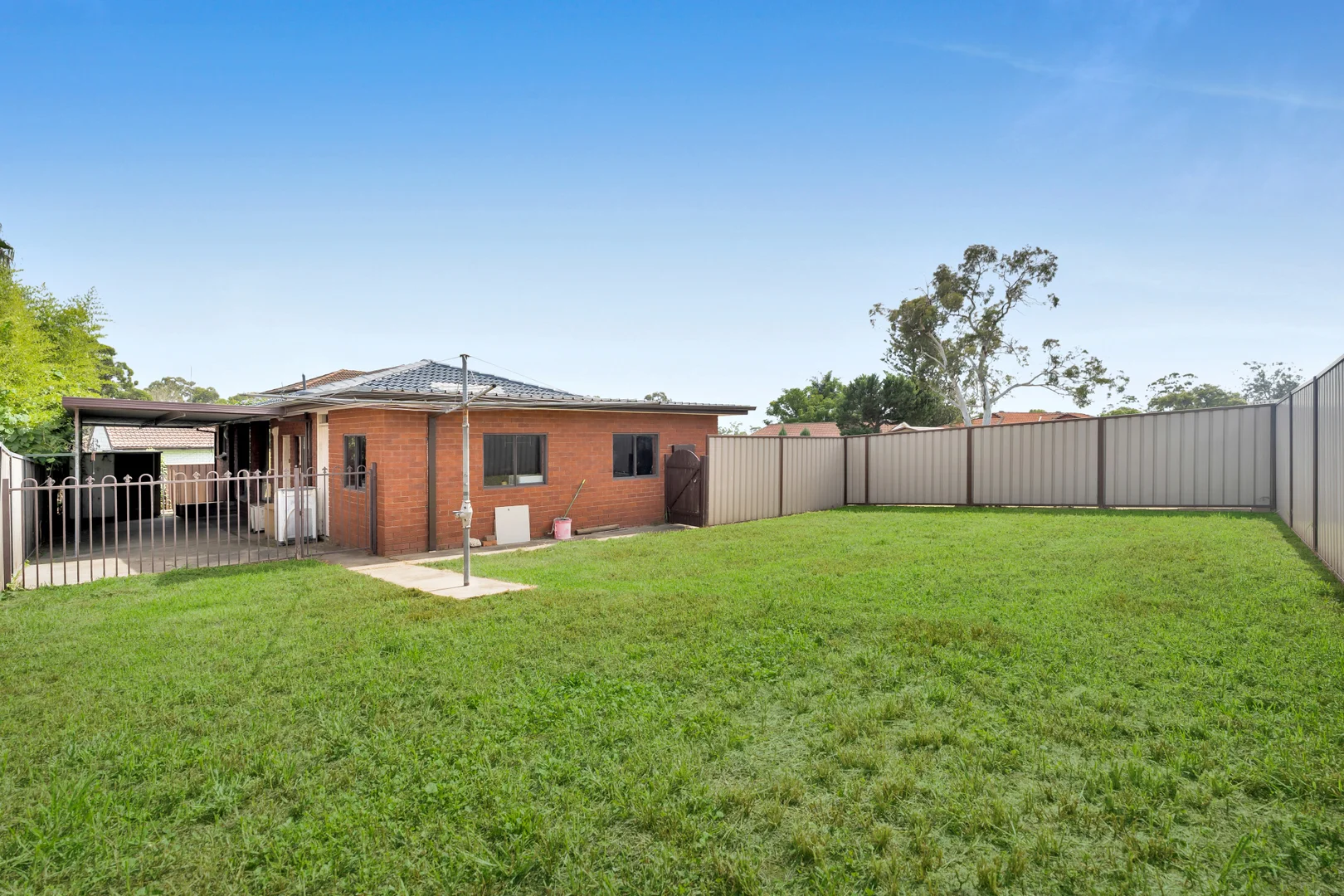 Additional image 10 of 32 Clifford Crescent, Ingleburn NSW 2565