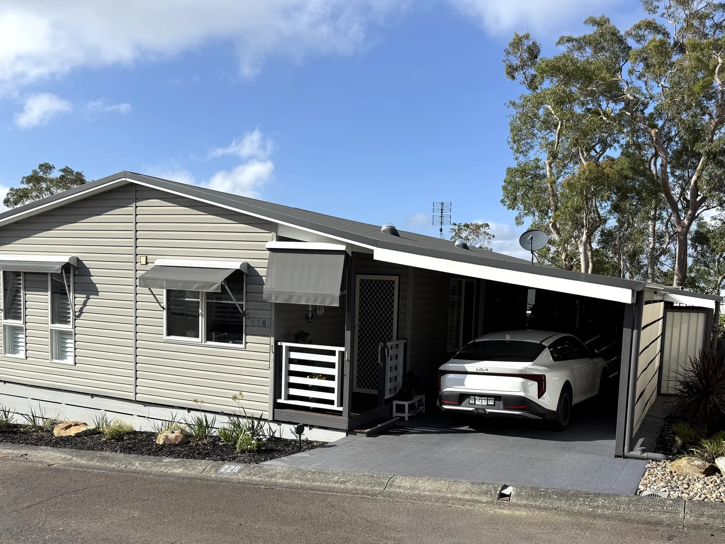 228/51 Kamilaroo Avenue, Lake Munmorah NSW 2259