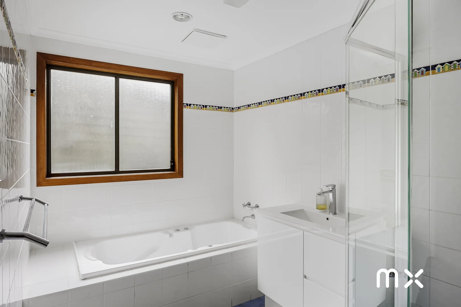 Additional image 18 of 120 Princes Highway, Thirroul NSW 2515