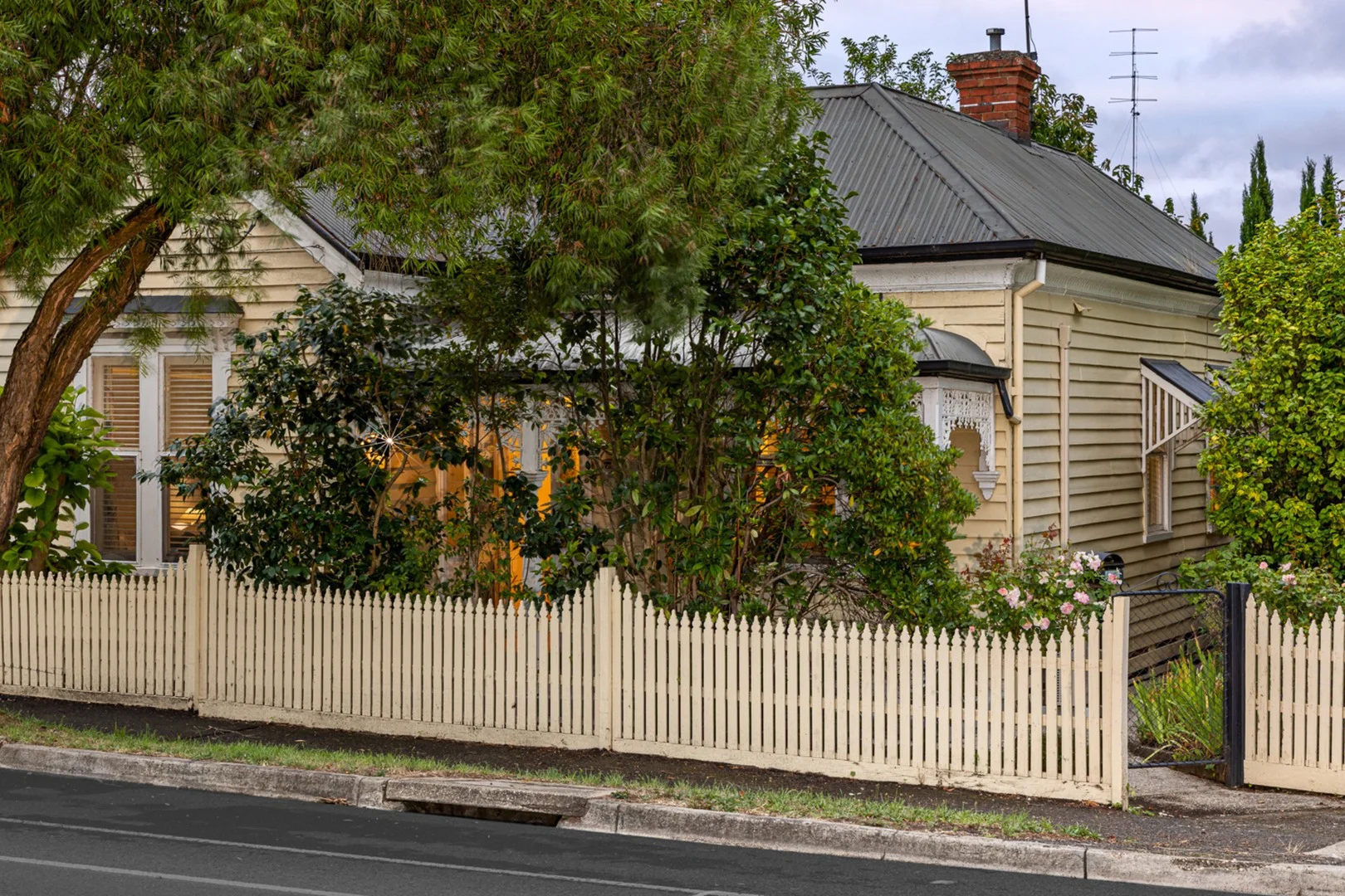 302 Barkly Street, Golden Point VIC 3350