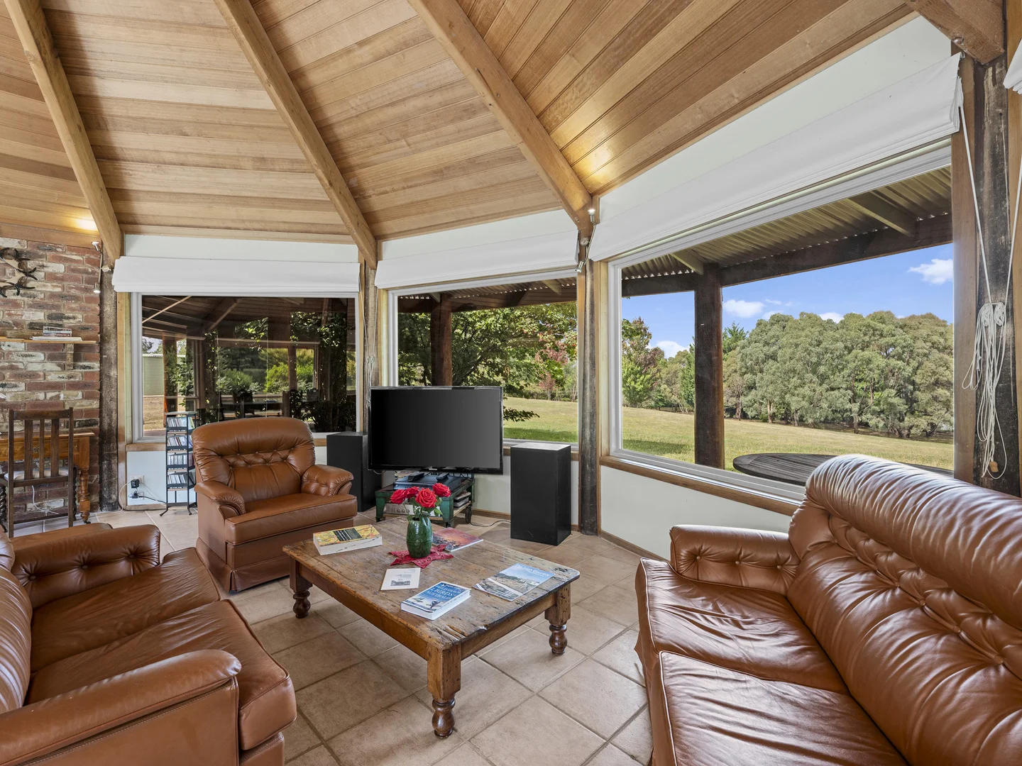 Additional image 4 of 2 Bromfield Drive, Tolmie VIC 3723