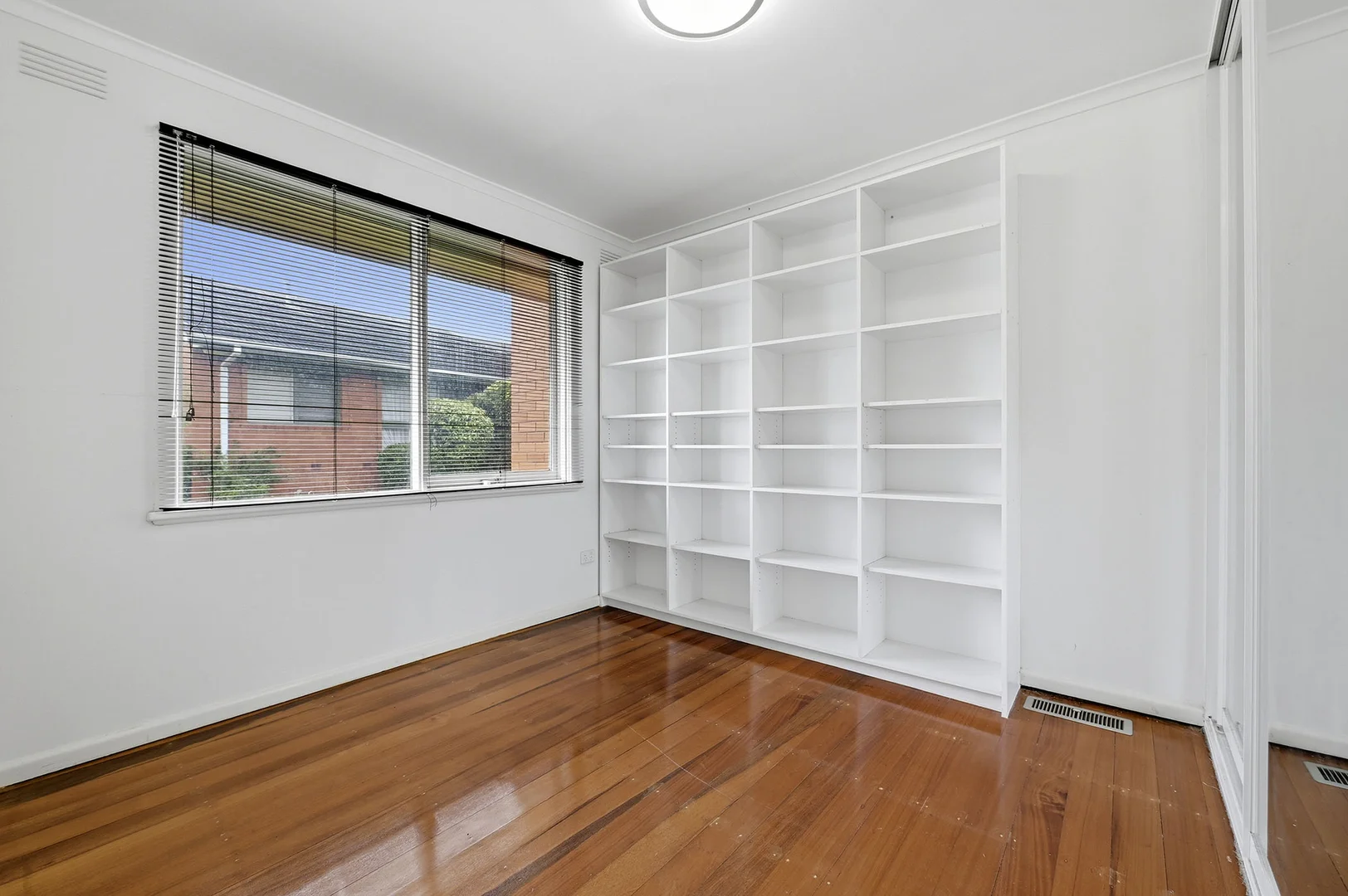 Additional image 3 of 4/42 Strabane Avenue, Mont Albert North VIC 3129