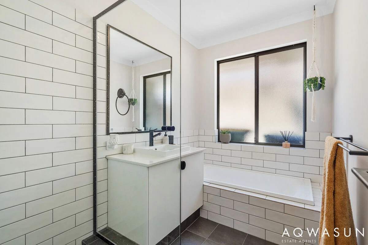 Additional image 8 of 10 Loveday Way, Golden Bay WA 6174