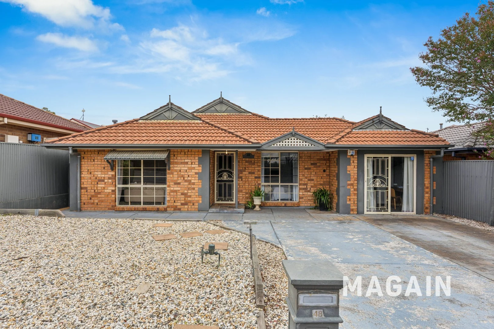48 Jeanette Crescent, Aberfoyle Park SA 5159