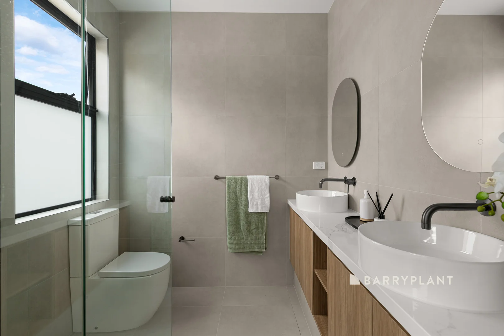 Additional image 19 of 1-2/37-39 Meadow Wood Walk, Narre Warren VIC 3805