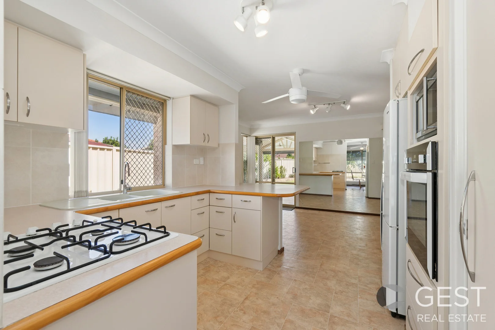 Additional image 3 of 19A Rosebank Gardens, Alexander Heights WA 6064