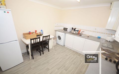 |Ref: R153200|, Winchester Street, Southampton SO15