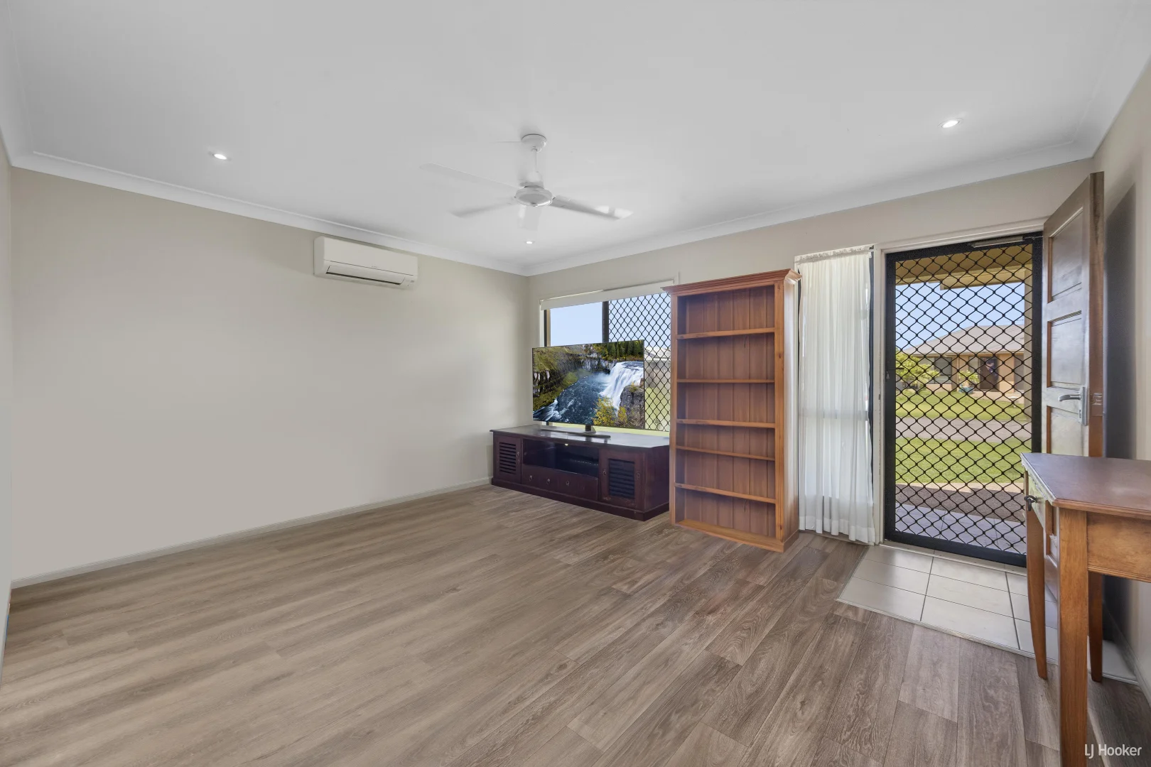 Additional image 2 of 19 Mount Jagged Street, Deeragun QLD 4818