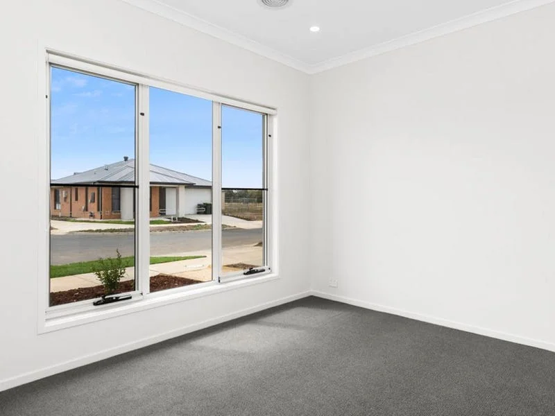 Additional image 3 of 32 Spirit Crescent, Armstrong Creek VIC 3217