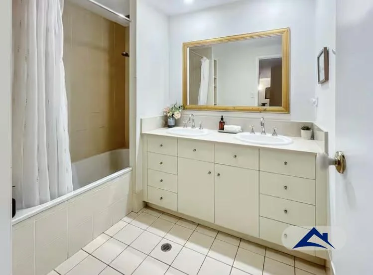 Additional image 8 of 516/2-10 Greenslopes Street, Cairns North QLD 4870