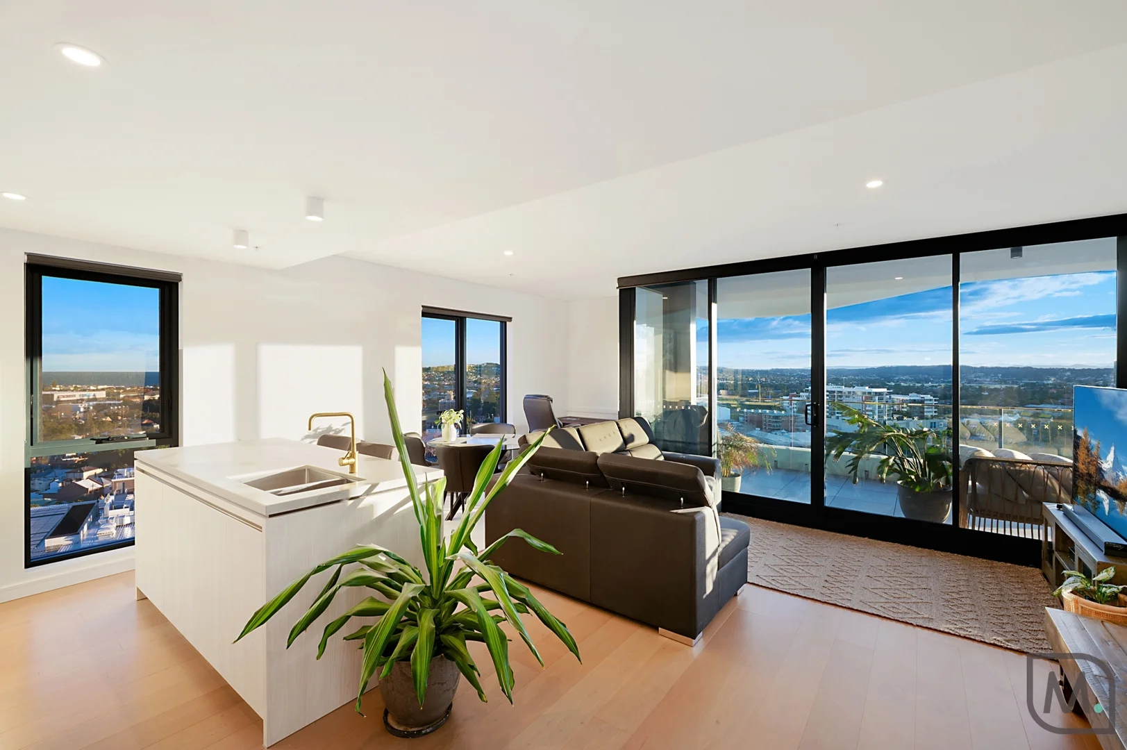 Additional image 2 of 1705/509 Hunter Street, Newcastle NSW 2300