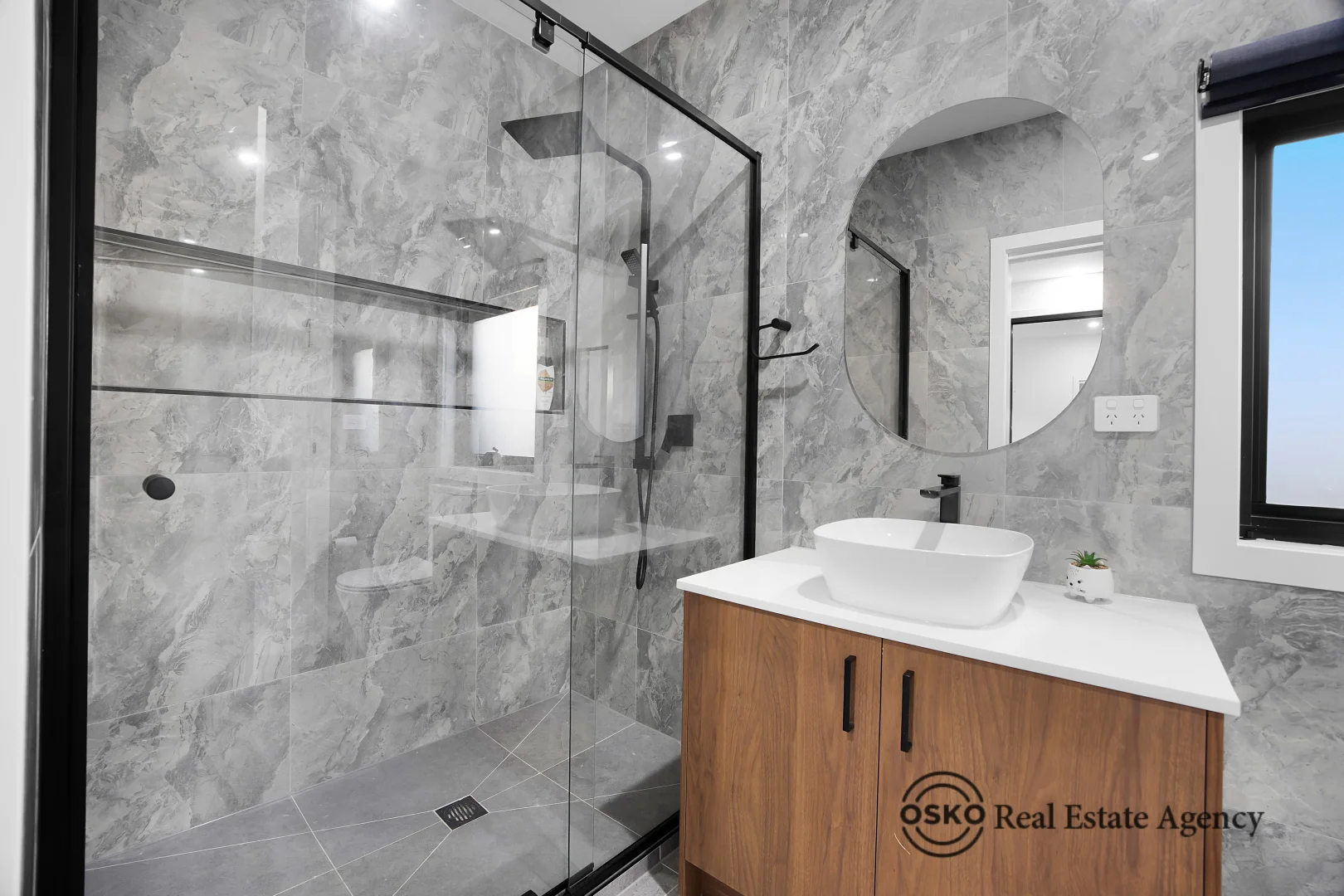 Additional image 16 of 83 Clipstone Crescent, Fraser Rise VIC 3336