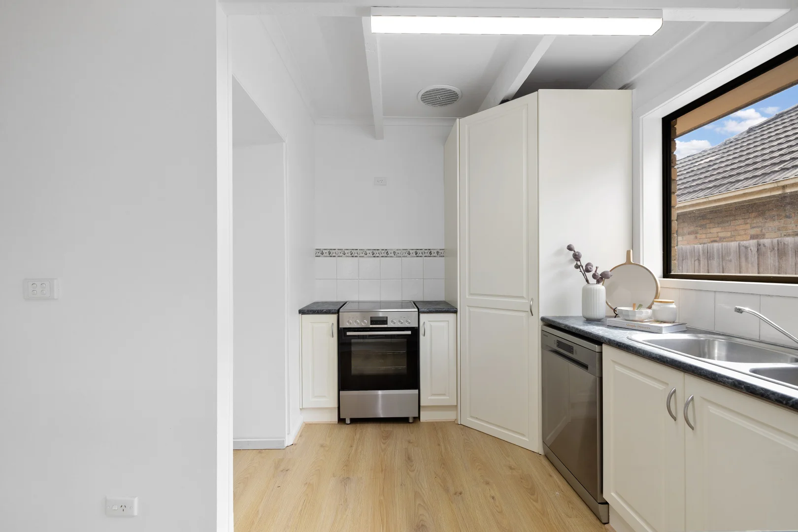 Additional image 10 of 3 Bridges Avenue, Edithvale VIC 3196