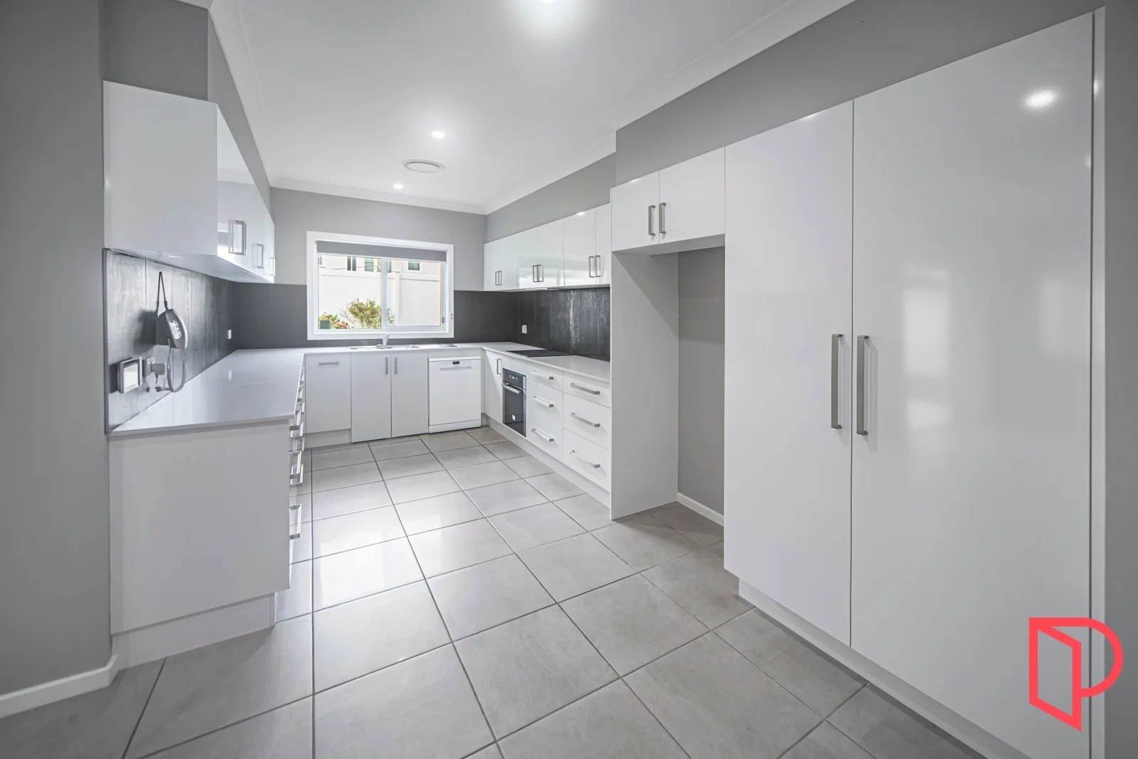 Additional image 3 of 42 Young Avenue, Nowra NSW 2541