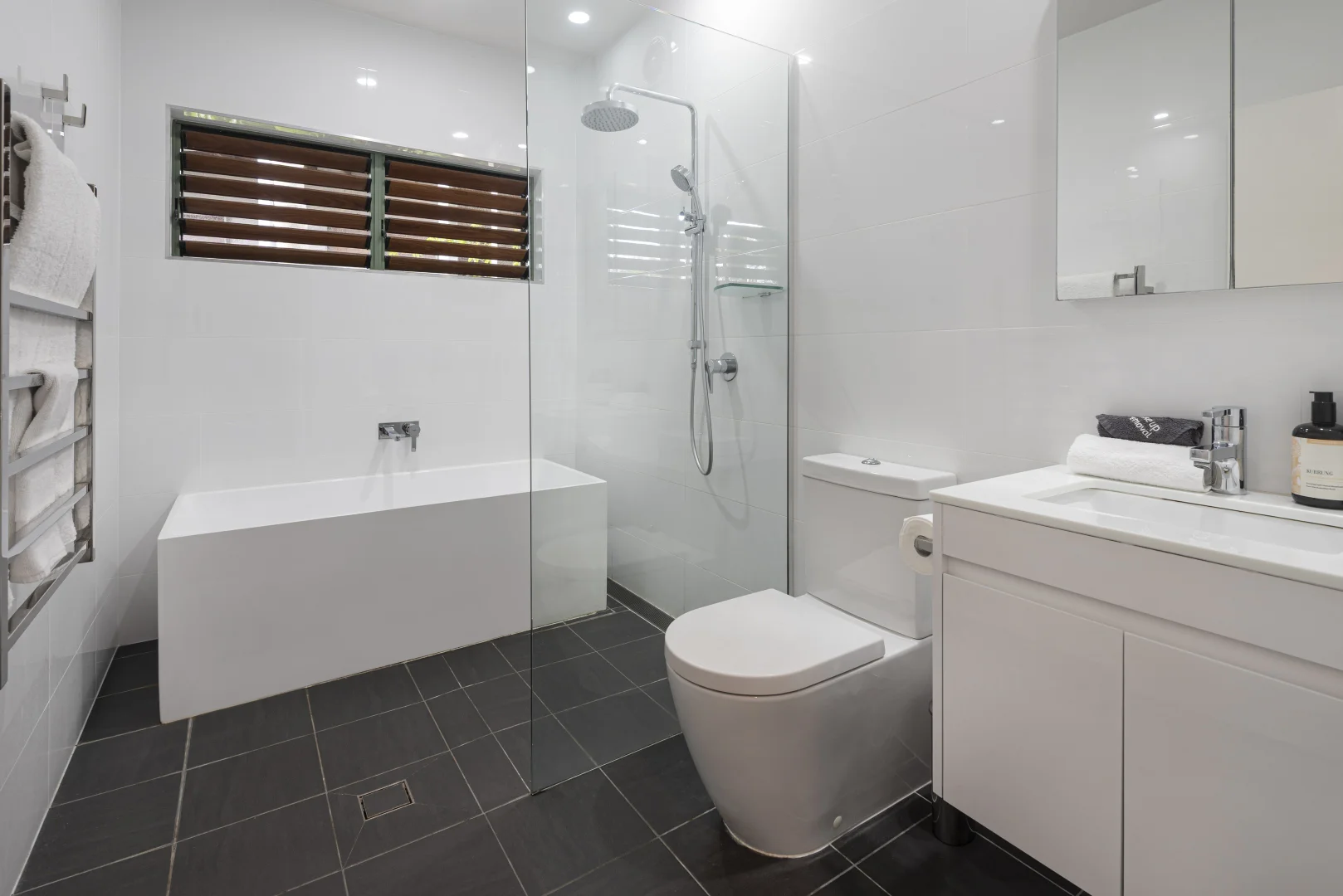 Additional image 21 of Casuarina Cove 17/1 Acacia Drive, Hamilton Island QLD 4803