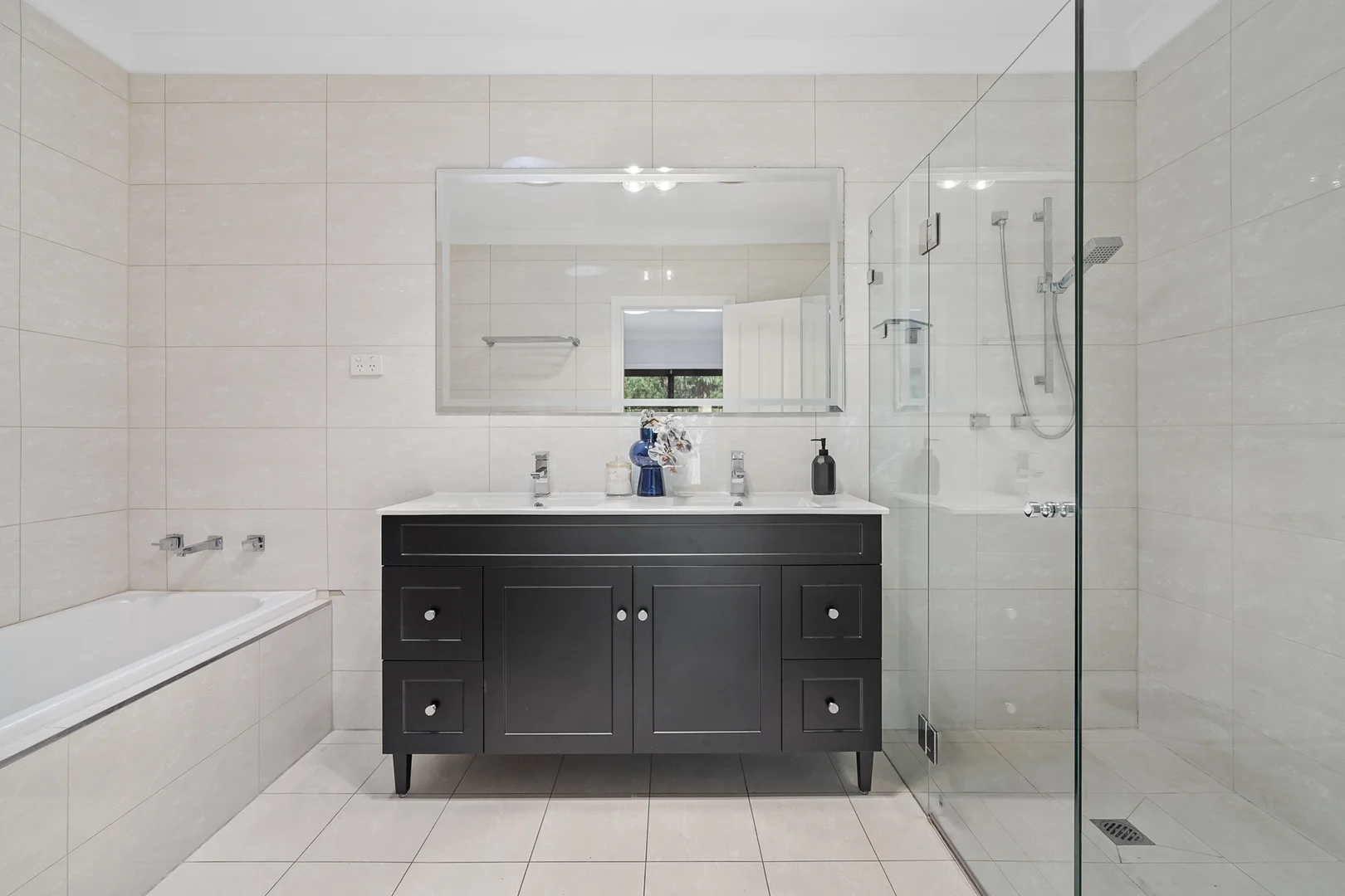 Additional image 11 of 45 Sutherland Road, Cheltenham NSW 2119