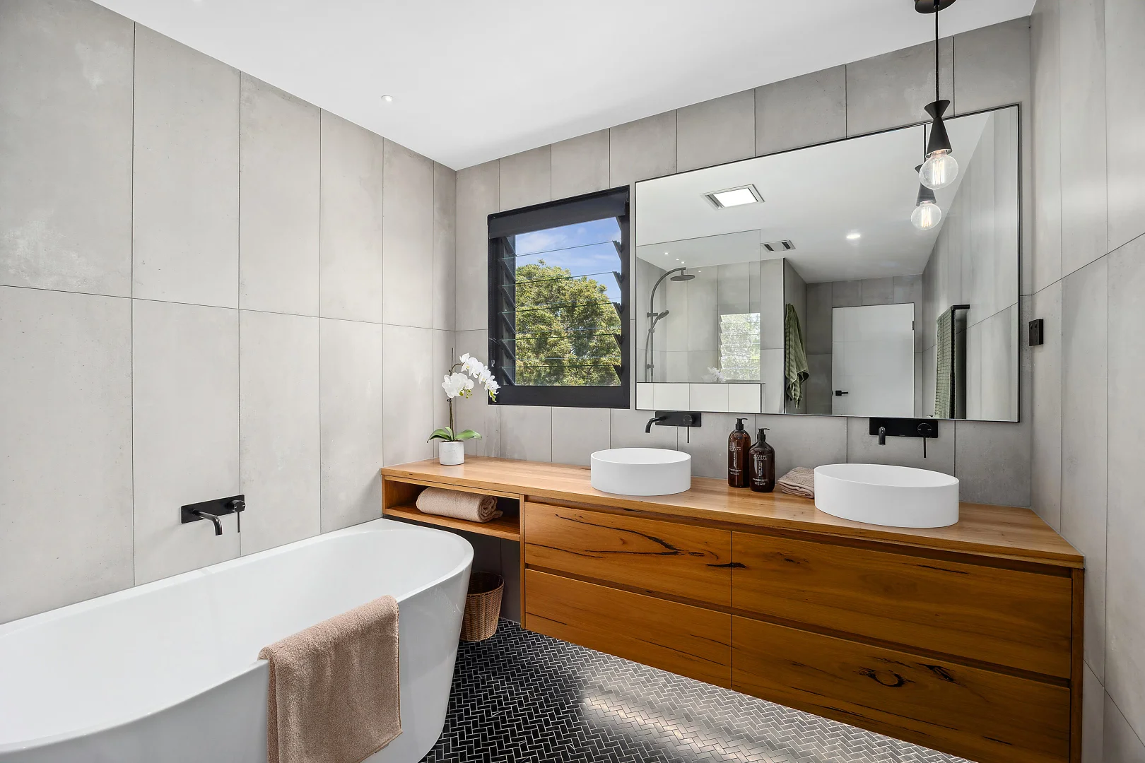 Additional image 30 of 8 Binburra Avenue, Toowoon Bay NSW 2261