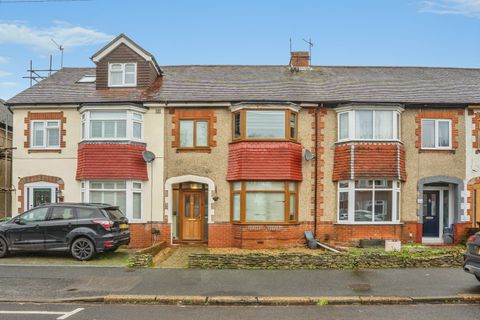 Rosebery Avenue, Portsmouth, Hampshire PO6