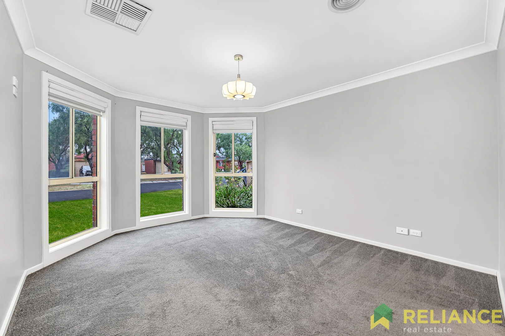 Additional image 10 of 17 Glenbrook Gardens, Brookfield VIC 3338