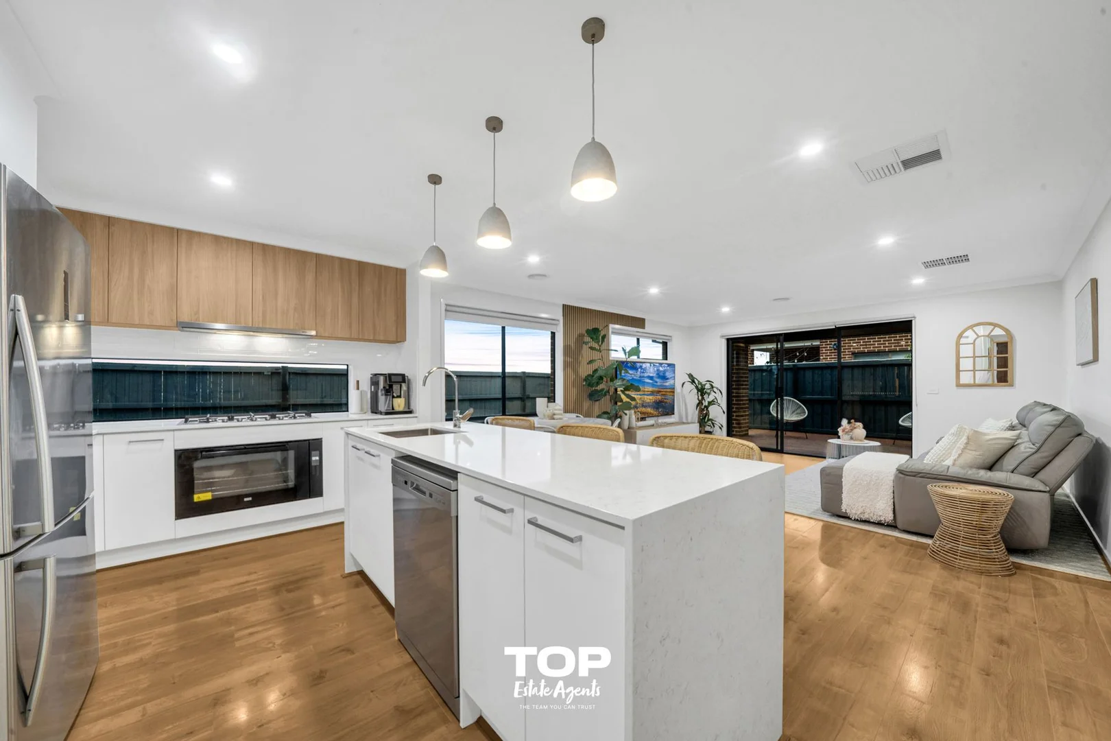 Additional image 8 of 112 Manton Road, Clyde North VIC 3978