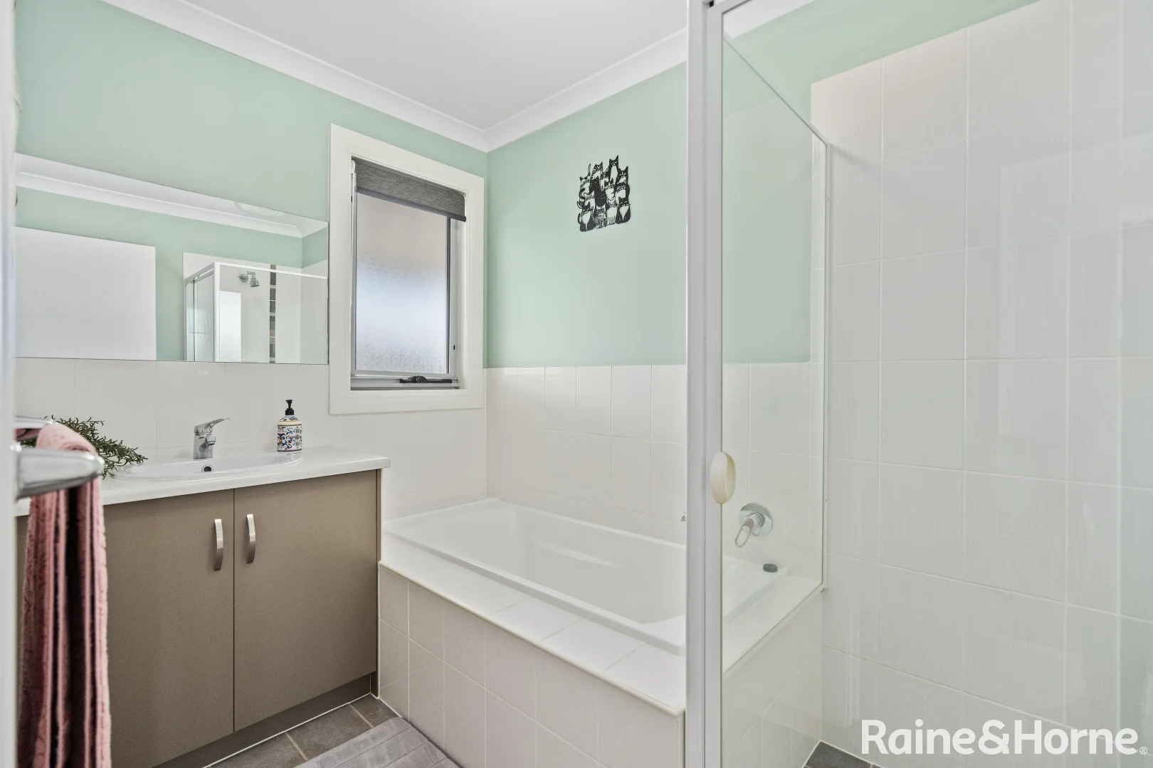 Additional image 16 of 11 Lake Road, Milang SA 5256