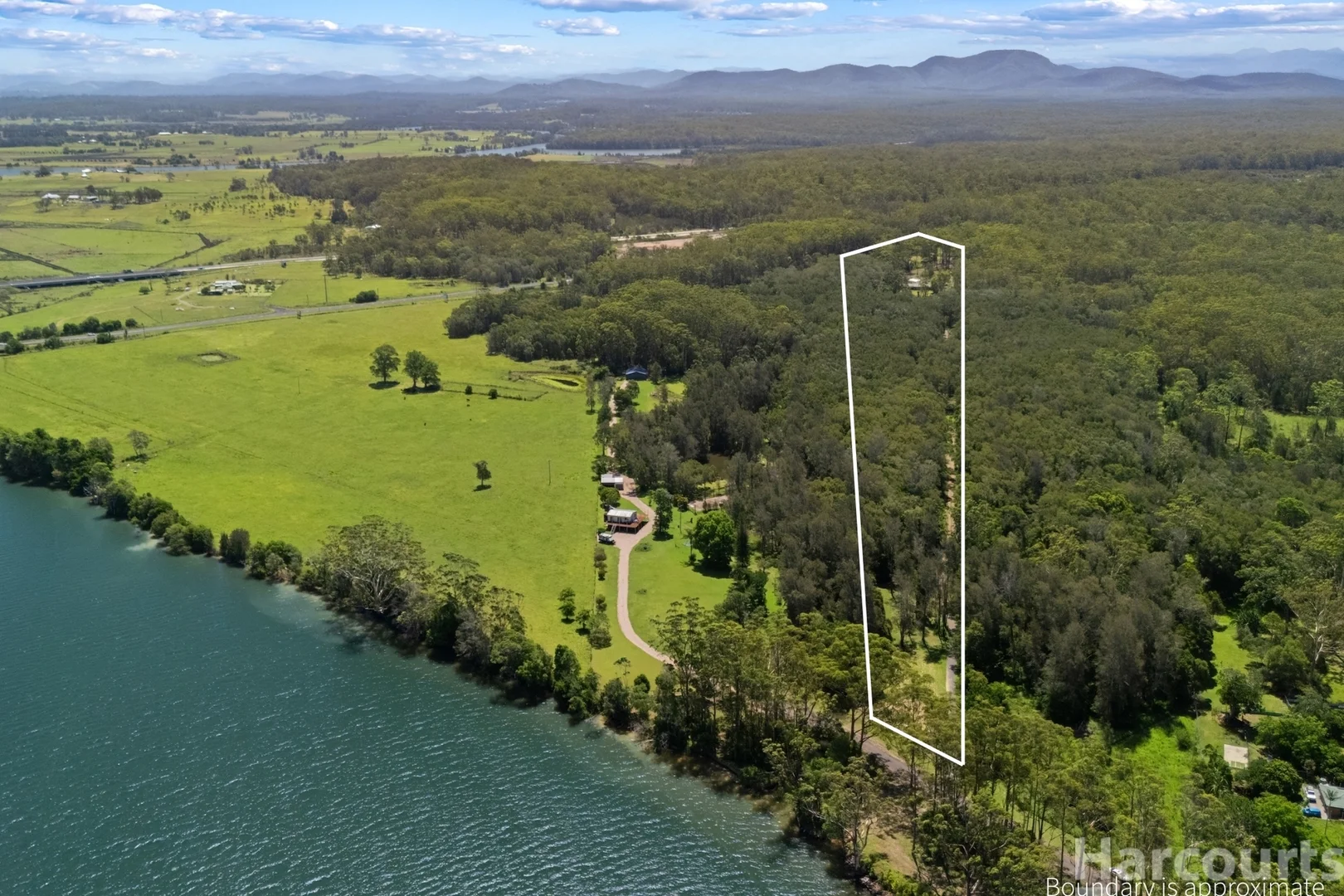 Additional image 27 of 120 McMillan Drive, Blackmans Point NSW 2444