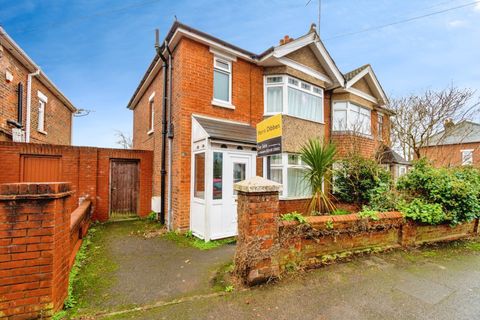 Wilton Crescent, Upper Shirley, Southampton, Hampshire SO15