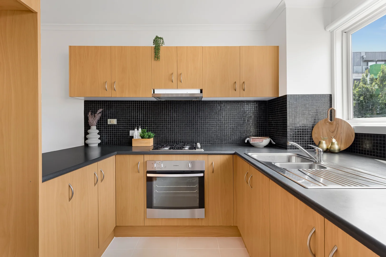 Additional image 3 of 2/162-164 Inkerman Street, St Kilda VIC 3182