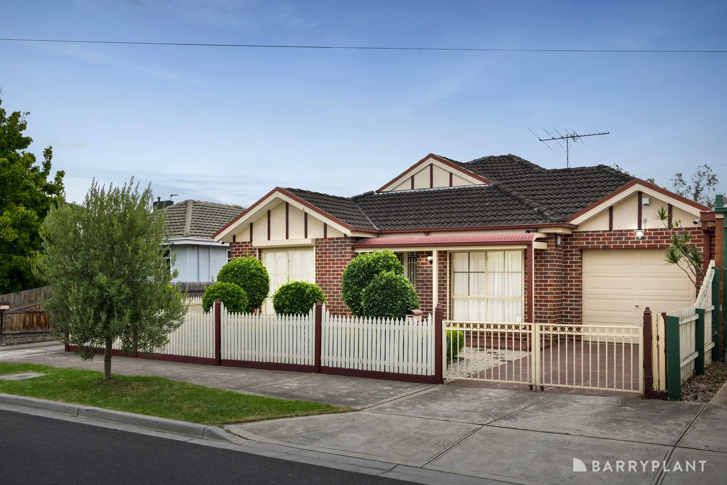 1/10 Clarendon Street, Maidstone VIC 3012