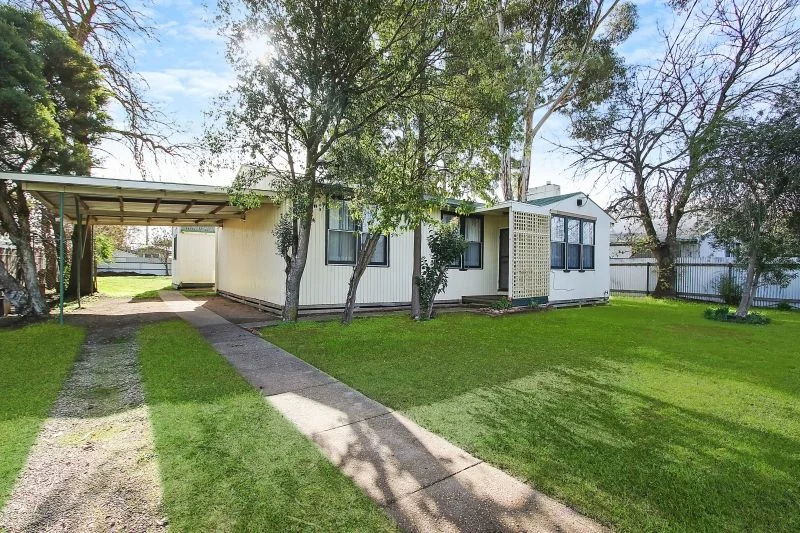 15 Ryan Street, Benalla VIC 3672