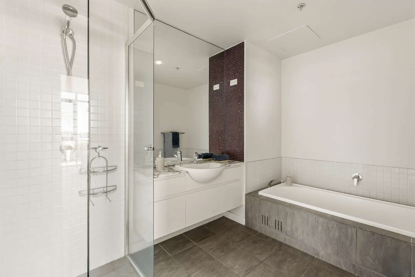 Additional image 12 of 2T0/147 Beach Street, Port Melbourne VIC 3207