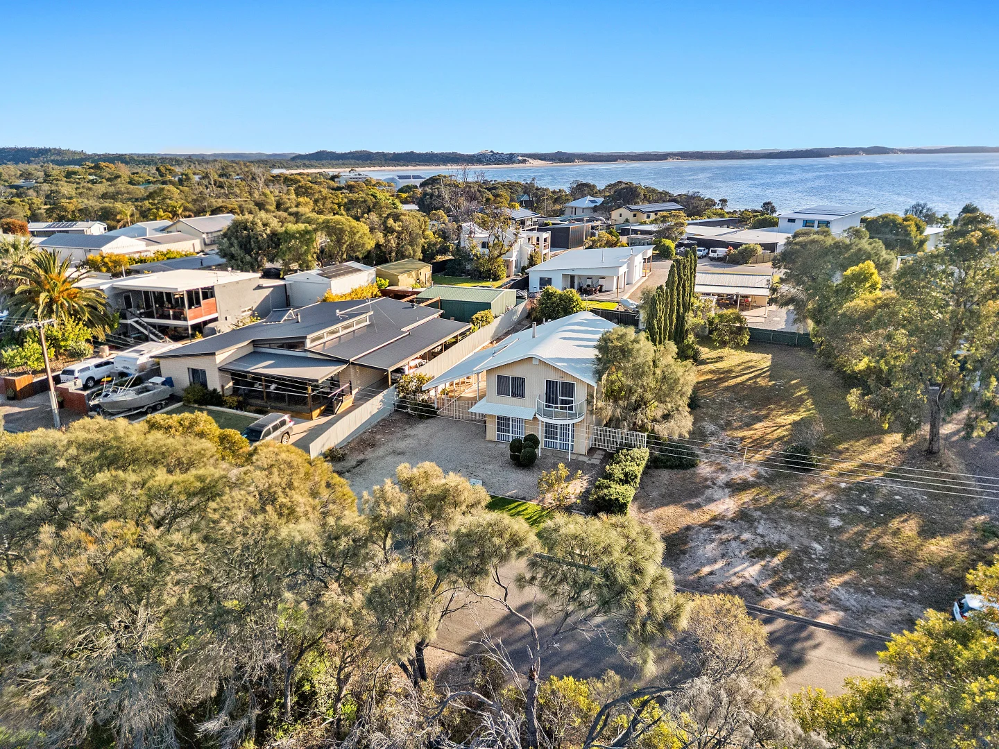 Additional image 3 of 313 Esplanade, Coffin Bay SA 5607