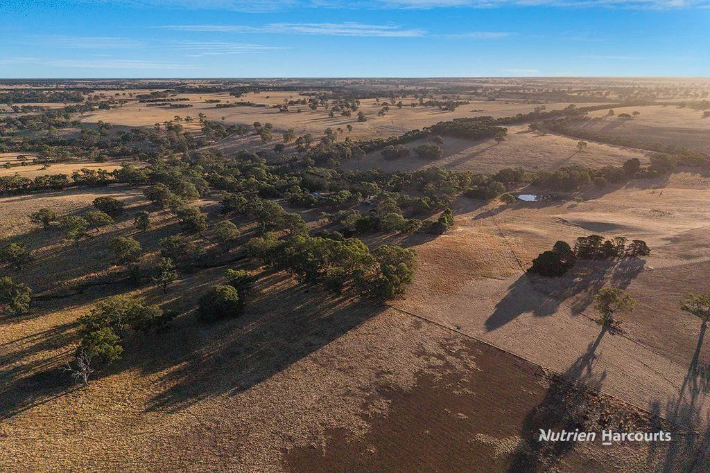 Additional image 25 of 810 Coojar Lane, Tarrayoukyan VIC 3315