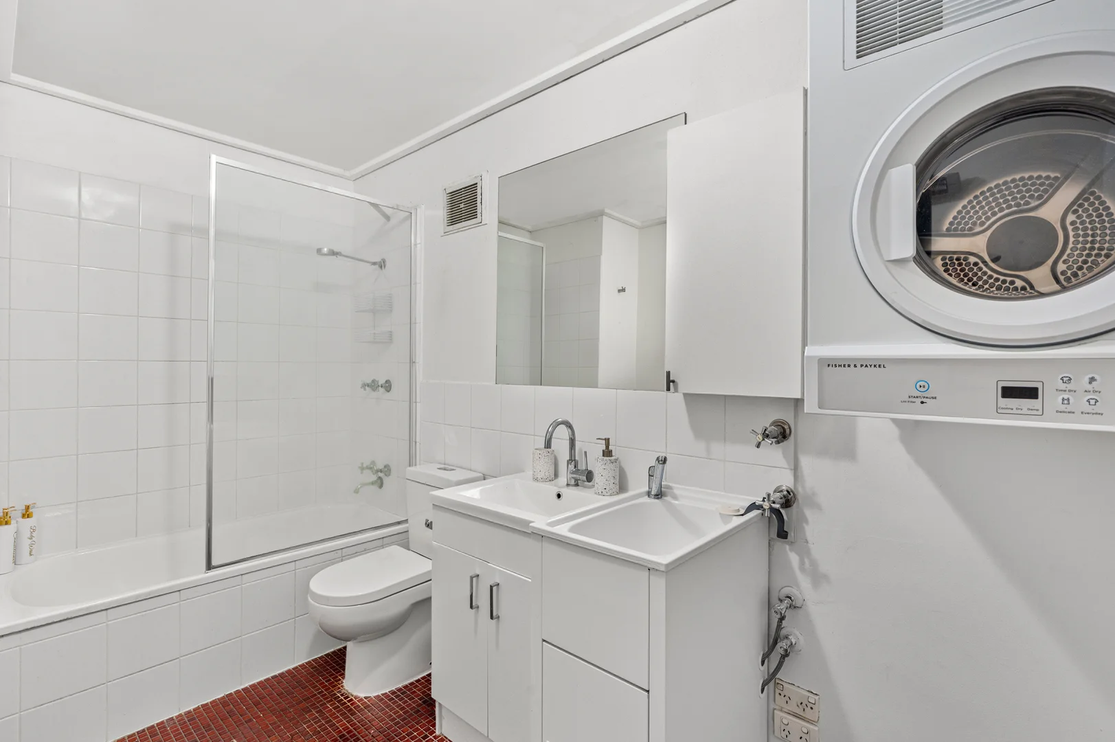 Additional image 6 of 24C Napier Street, South Melbourne VIC 3205