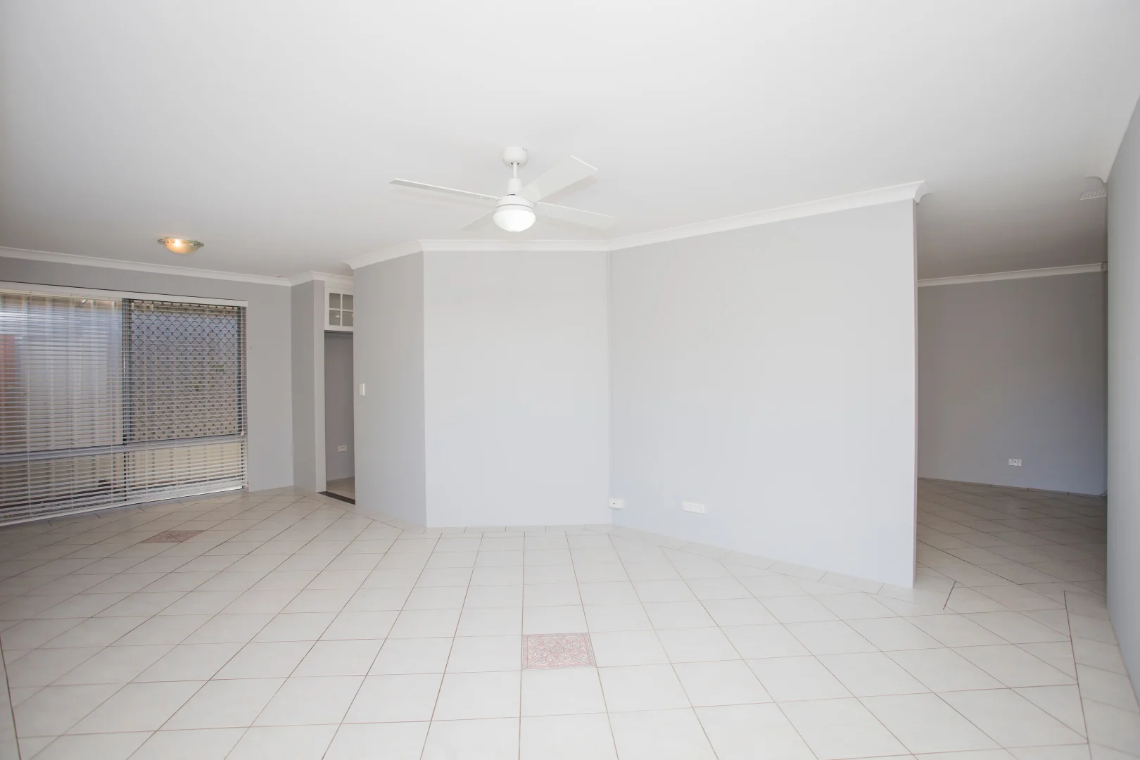 Additional image 10 of 28 Carpenteria Cres, Kenwick WA 6107